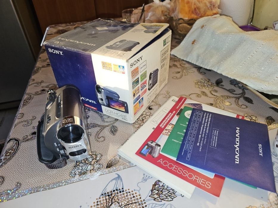 Видео камера SONY