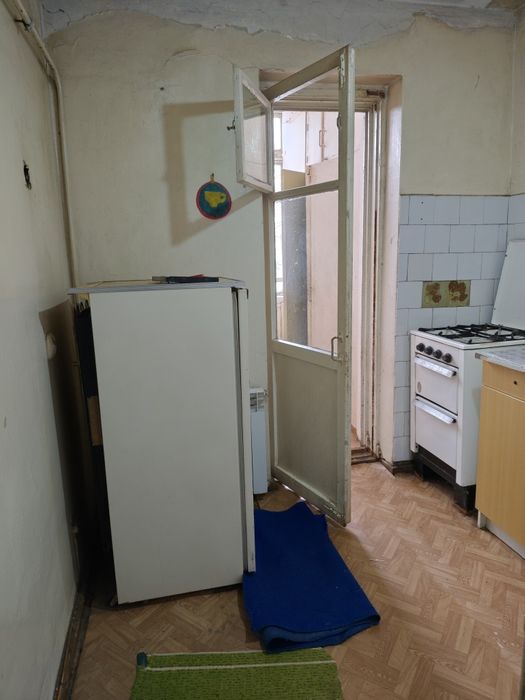 CHILANZAR 23 Kv 2 XONA ortacha RemonT Balkon 2*6 Xolodenik KrovaTlari
