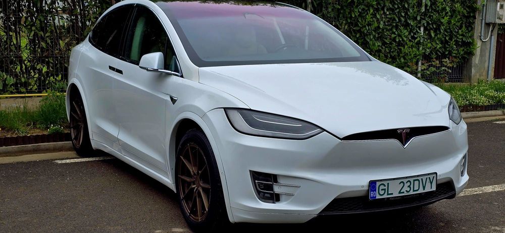 Tesla Model X TESLA MODEL X90D  6 locuri full
