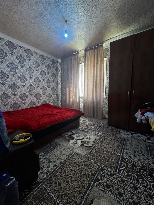 Продается 2 комнатная в центре!