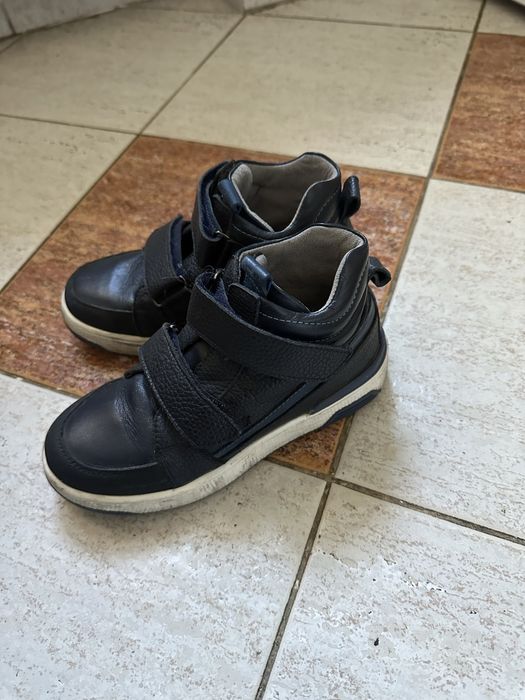 Детские ботинки