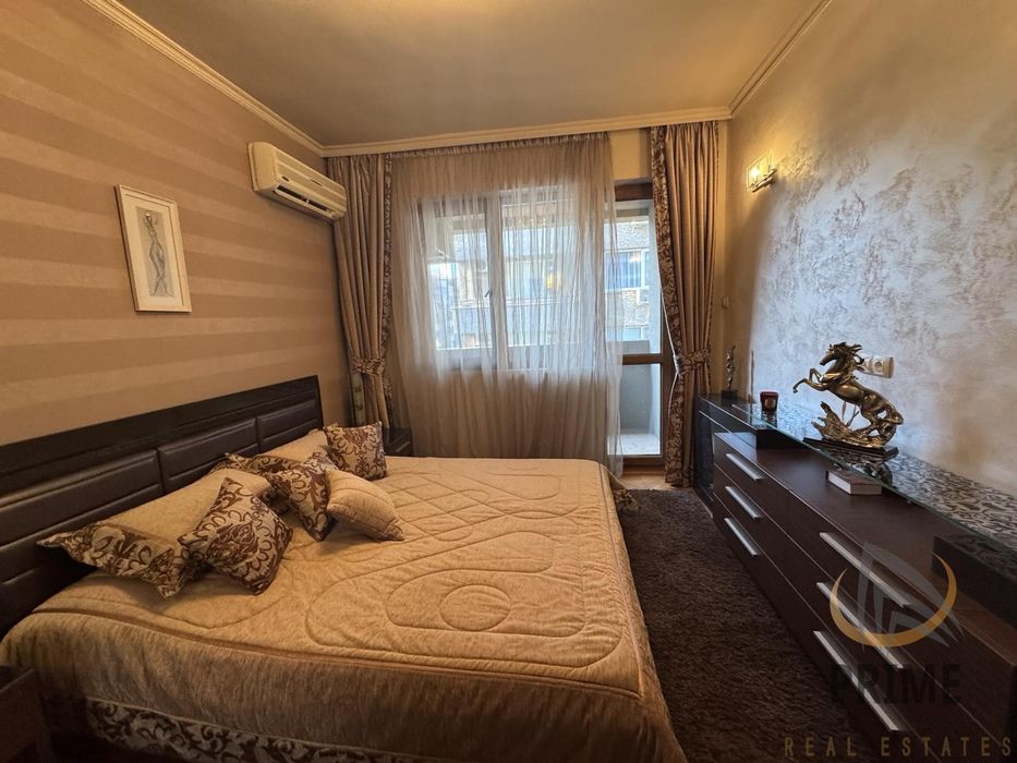 Продава се Многостаен апартамент в Бургас, Център - 120 кв.м за 2667 €/кв.м - Снимка #7