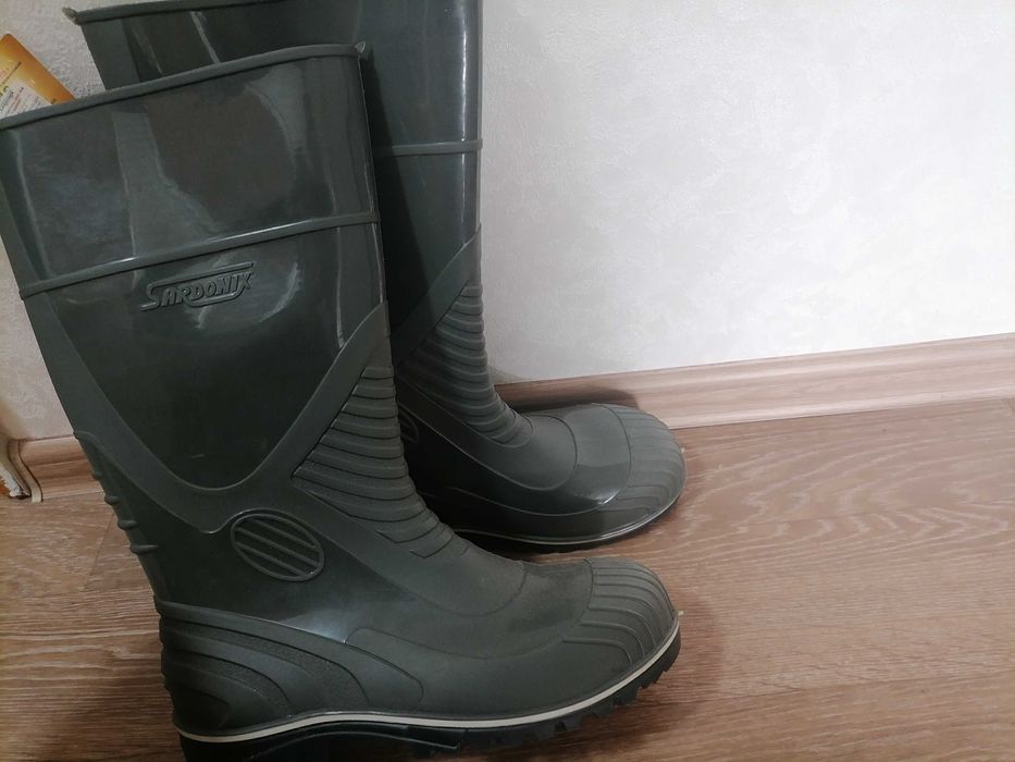 Сапоги мужские новые