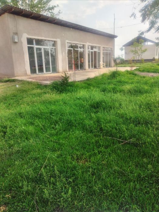 16 sotix yer magazin sotiladi