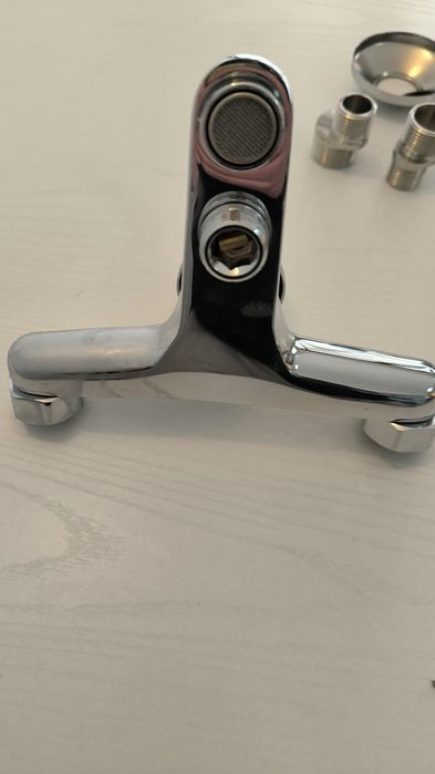 Смесител за баня пълен комплект