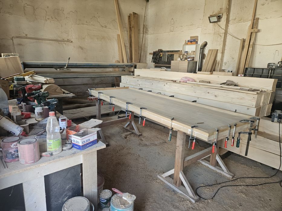 Vând afacere atelier tâmplarie