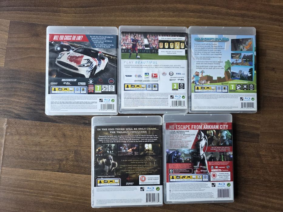 Sony PlayStation 3 (PS3) Super Slim + Оригинален контролер и 5 игри