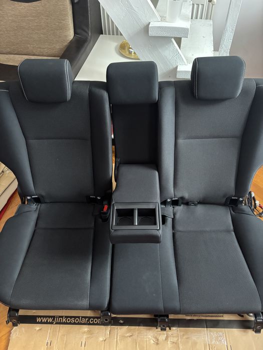Bancheta Toyota RAV4