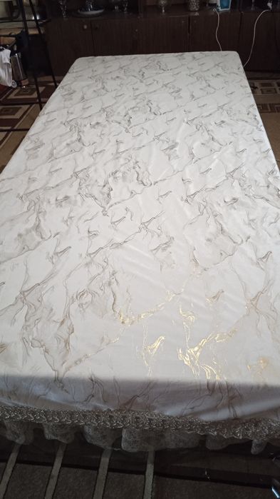 Оптим нархда дастурхонлар бор