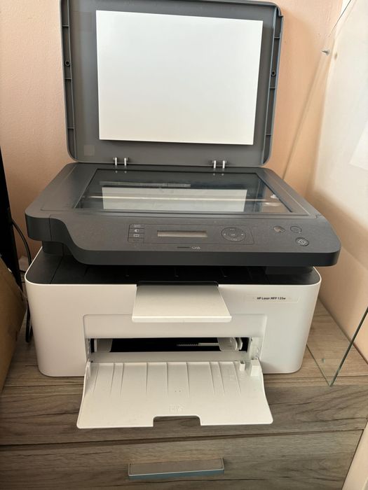 Мултифункционално лазерно монохромно устройство HP 135W, Wireless, A4