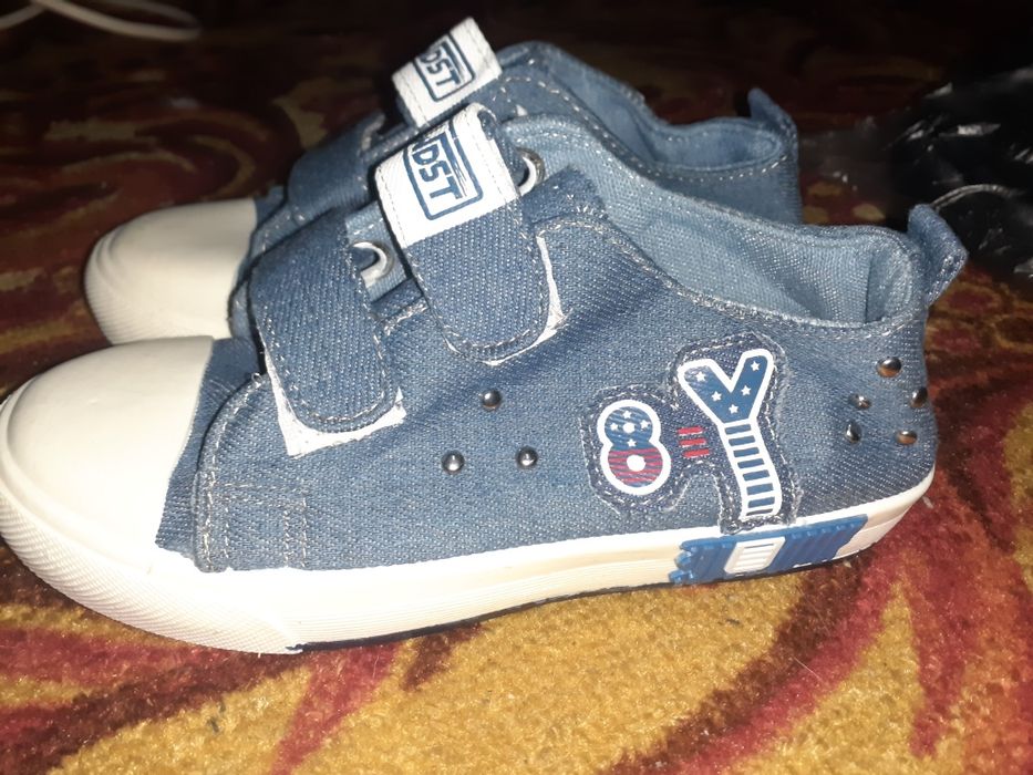 Продам обувь новую