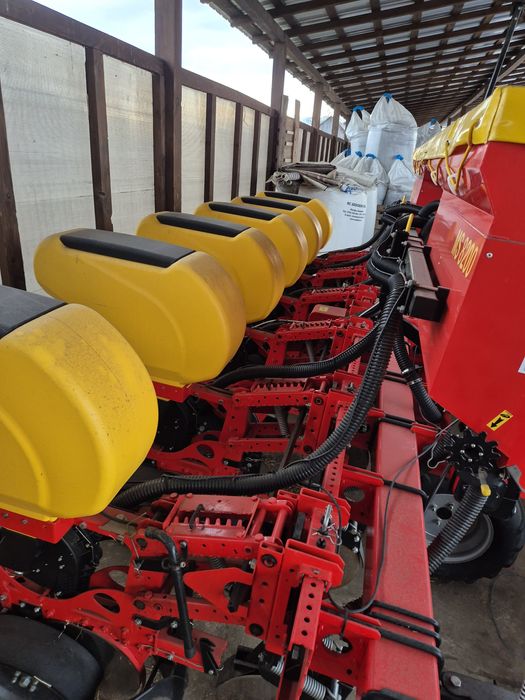 Vând semănătoare porumb Matermacc 6 rânduri Italia 2021