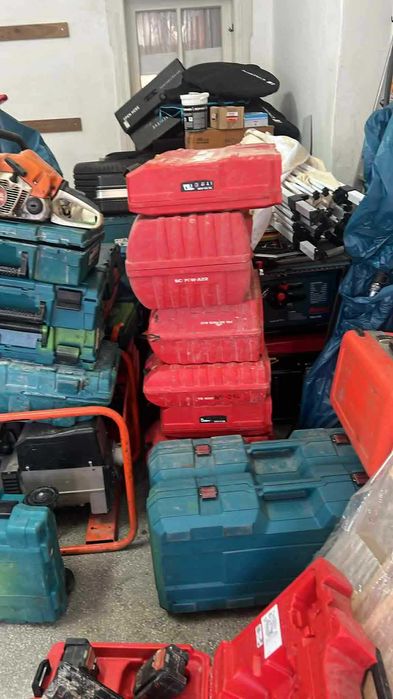 Vand scule pentru constructii - TOATE NOI