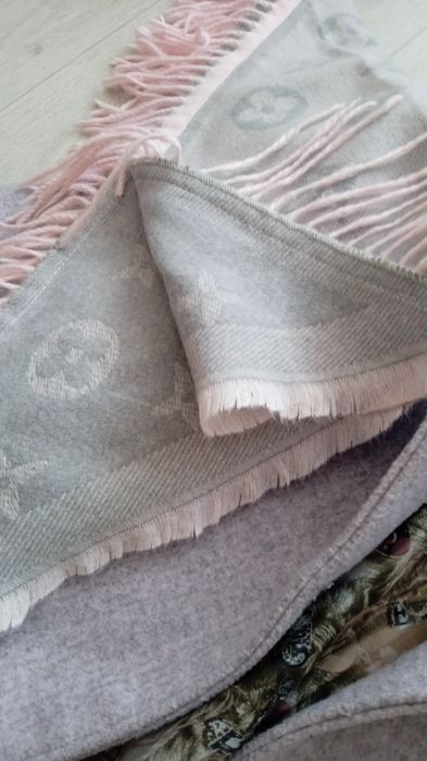 Продам пальто на весну