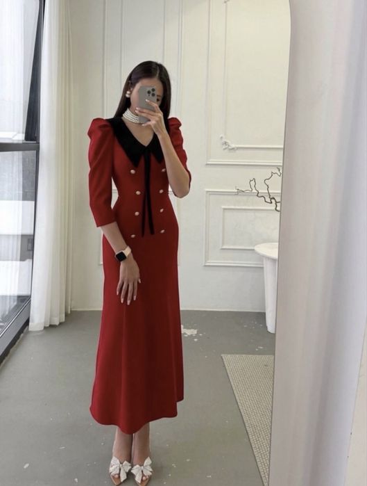 Продам платье красное