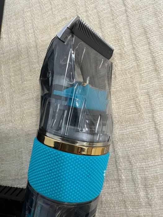 Професионална машинка за подстригване VGR-695