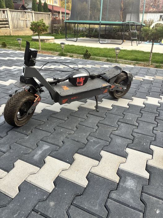Kukirin g4 fara bari