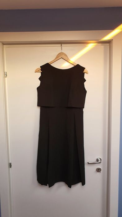 Rochie neagra cu spatele gol - marimea L