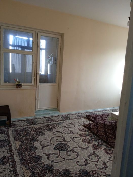 Uy sotiladi 1 XONA 2 XONA QILINGAN 40 kv