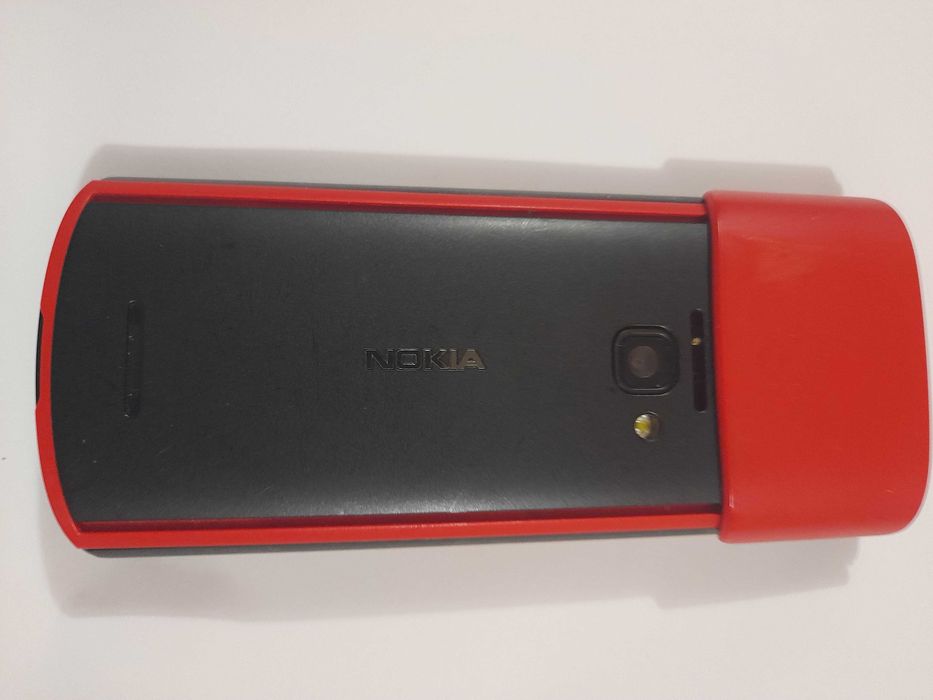 Telefon Nokia 5710 XpressAudio,mobil cu butoane Nokia TA-1504 cu ecran mare 2.8"si casti earbuds Nokia cu incarcator,functional Digi Orange Vodafone