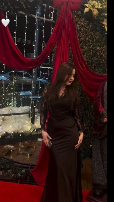 Платье шикарное