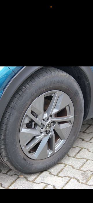 peugeot 408 plug-in hybrid ( detali la telefon )