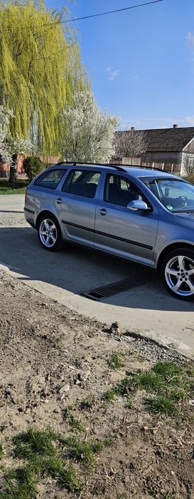 Vind urgent skoda octavia 2 din 2006cu akte în regula