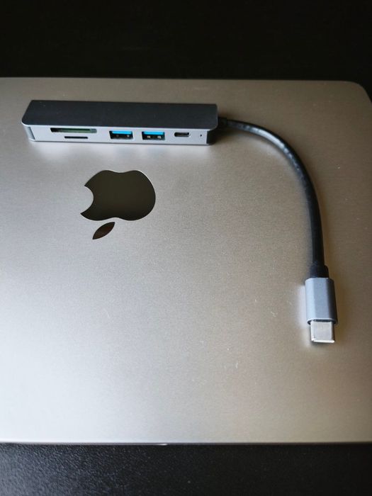 Продавам MacBook M2 (2022) — миниатюра 6