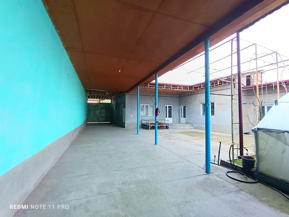 Уй срочно сотилади