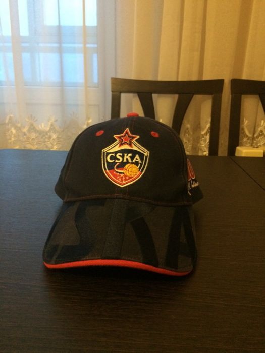 Продам кепки