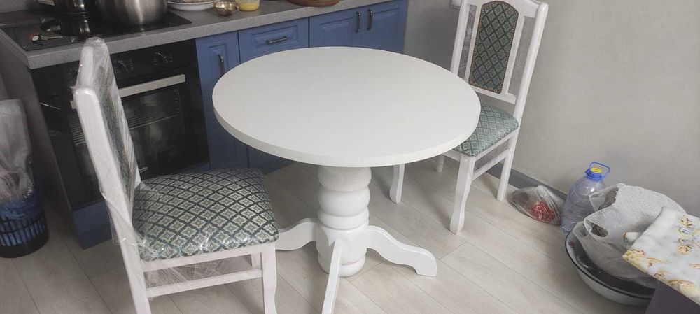 Круглый стол разных размеров