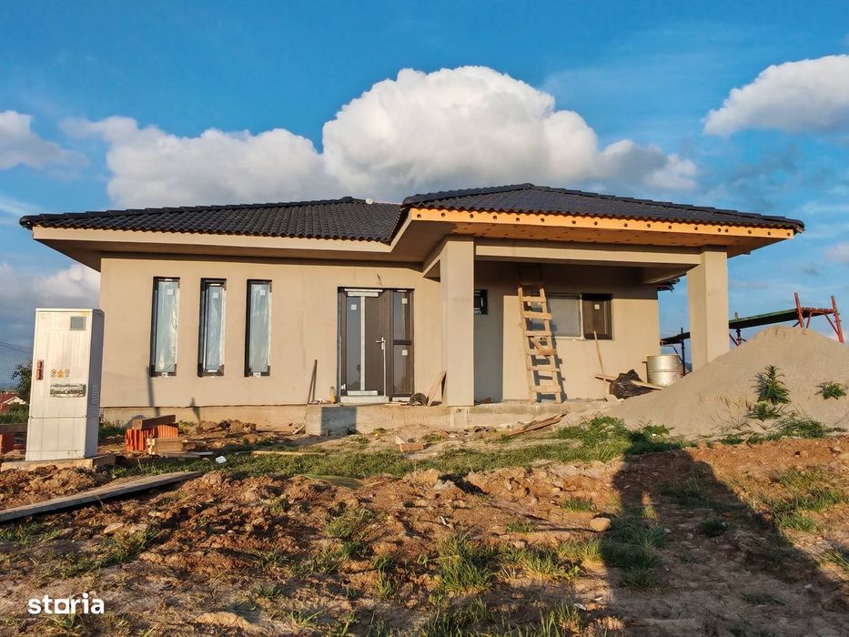 Sofimob Team/ Casa noua/ Sanmartin , Cihei