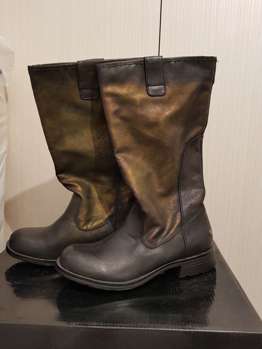 Cizme noi, marimea 38