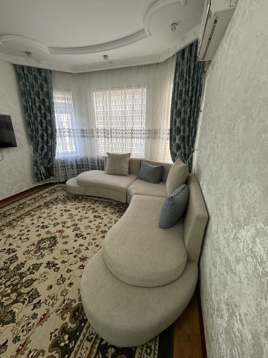 Диван сатылады срочна