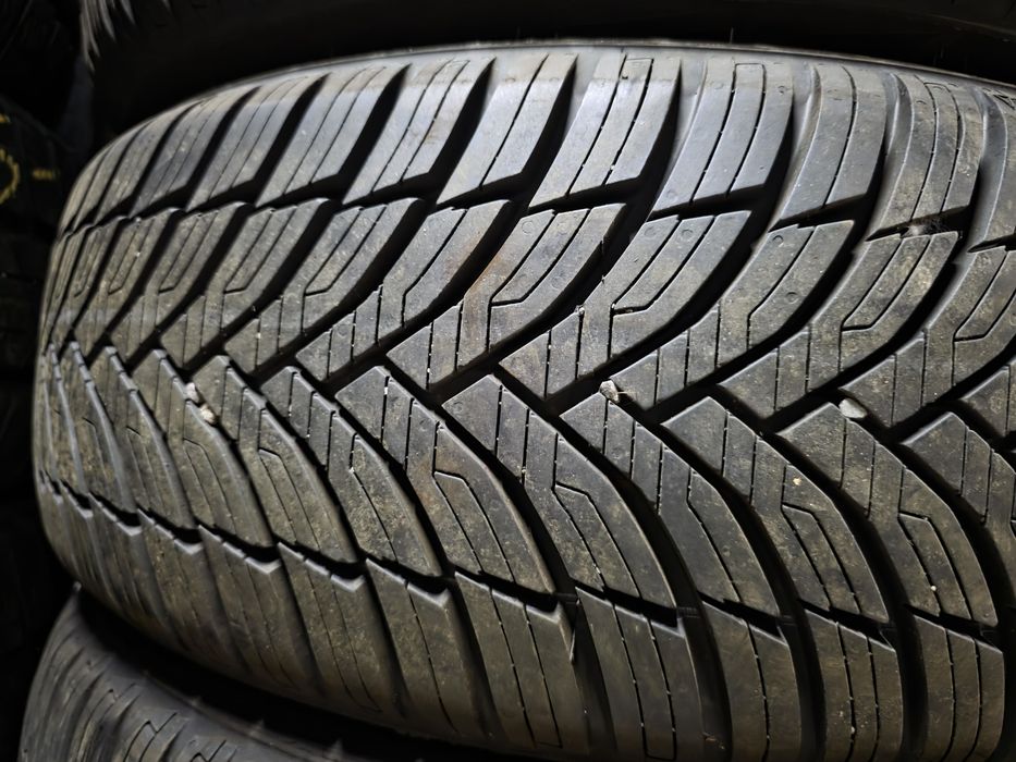 4бр Като нови  Всесезонни гуми 195 55 16 - Ceat - DOT 2025