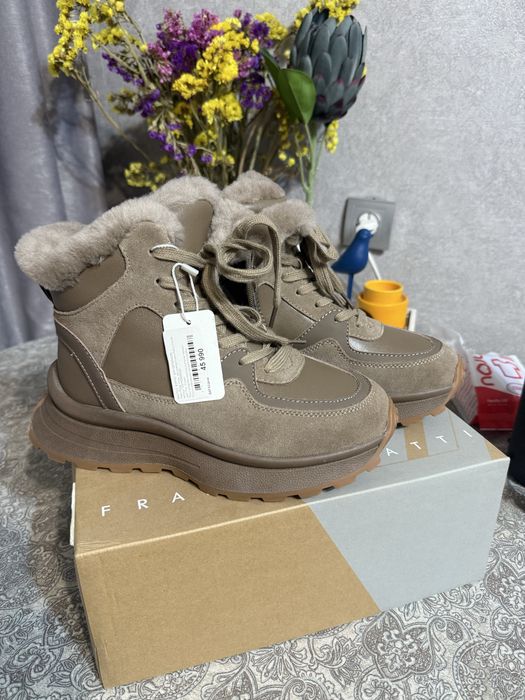 Натуральные зимние ботинки