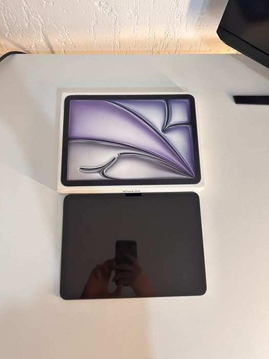 Apple Ipad Air 11” M3 256GB FullBox - Silver