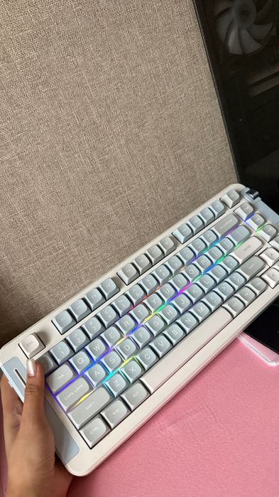 Механическая клавиатура MCHOSE K75 голубая с подсветкой