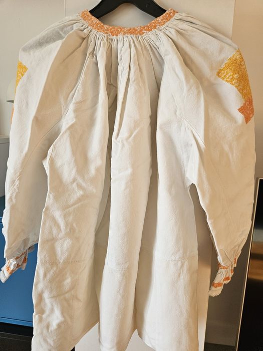 Camasa populara vintage cusuta manual