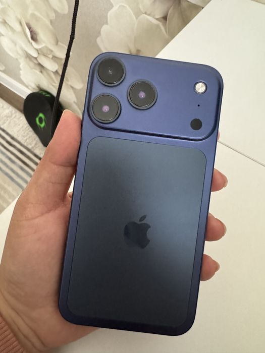 Айфон 17 внутри все как айфон Xr