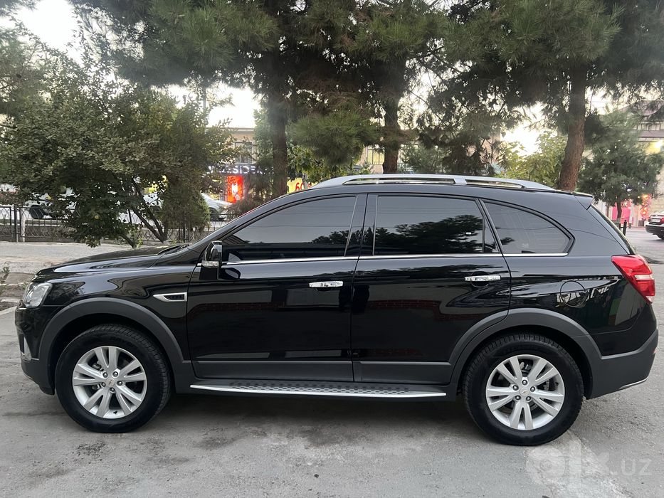 CAPTIVA 4 sotiladi.