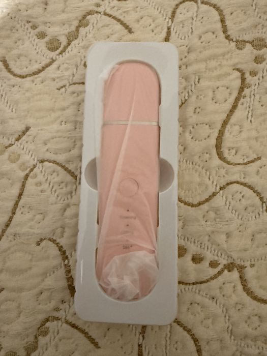 Уред за почистване на лице