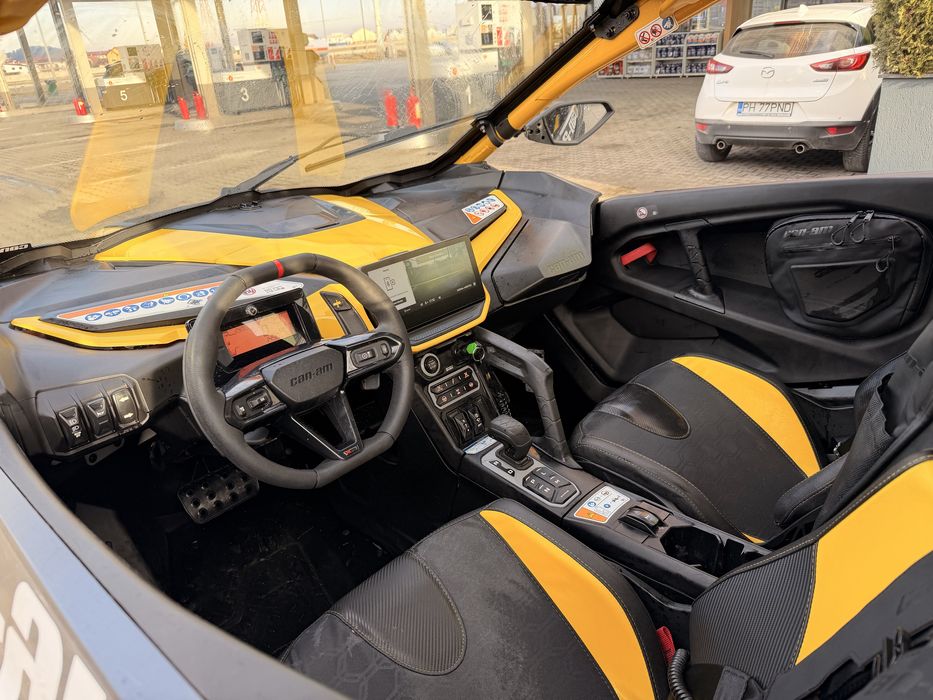 Can am Maverick  2025 TURBO RS 240 hp Accesorii 7500 Euro