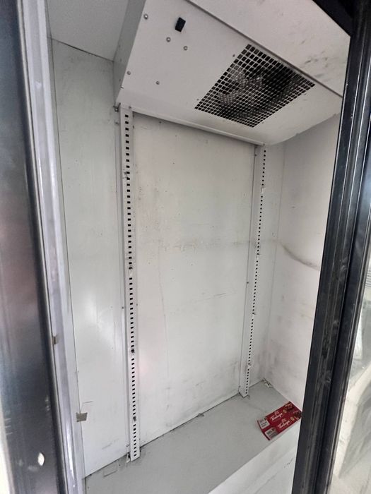 Срочно продам холодильник briskly