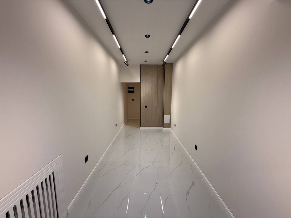 Продается нежилое помещение вдоль дороги! 2 квартал универсам!