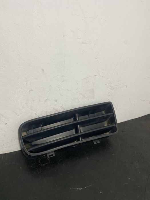 Grila proiector bara dreapta Volkswagen Vw Golf 4 1J0853666D