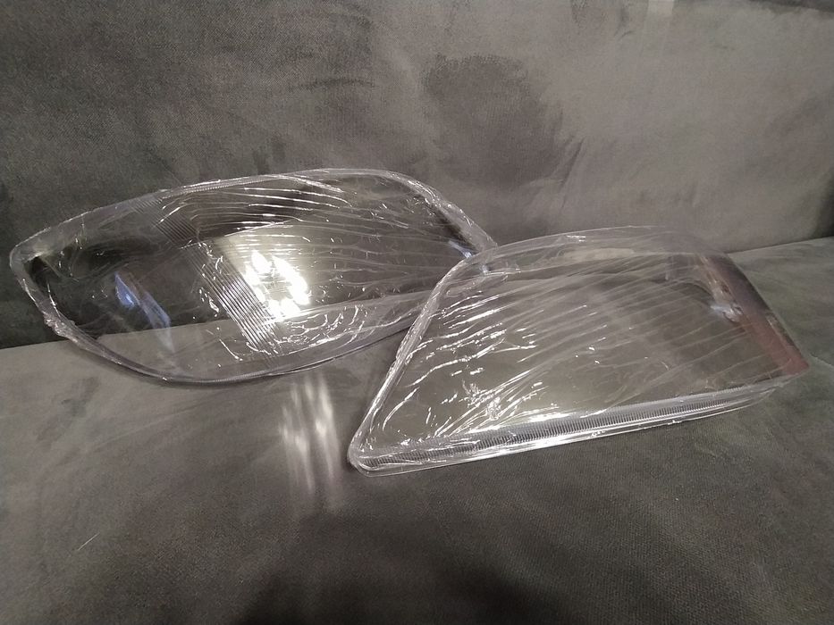 Стёкла на фары Мерседес Sprinter CDI