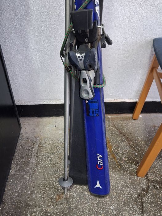 Skiuri Atomic carv C:6