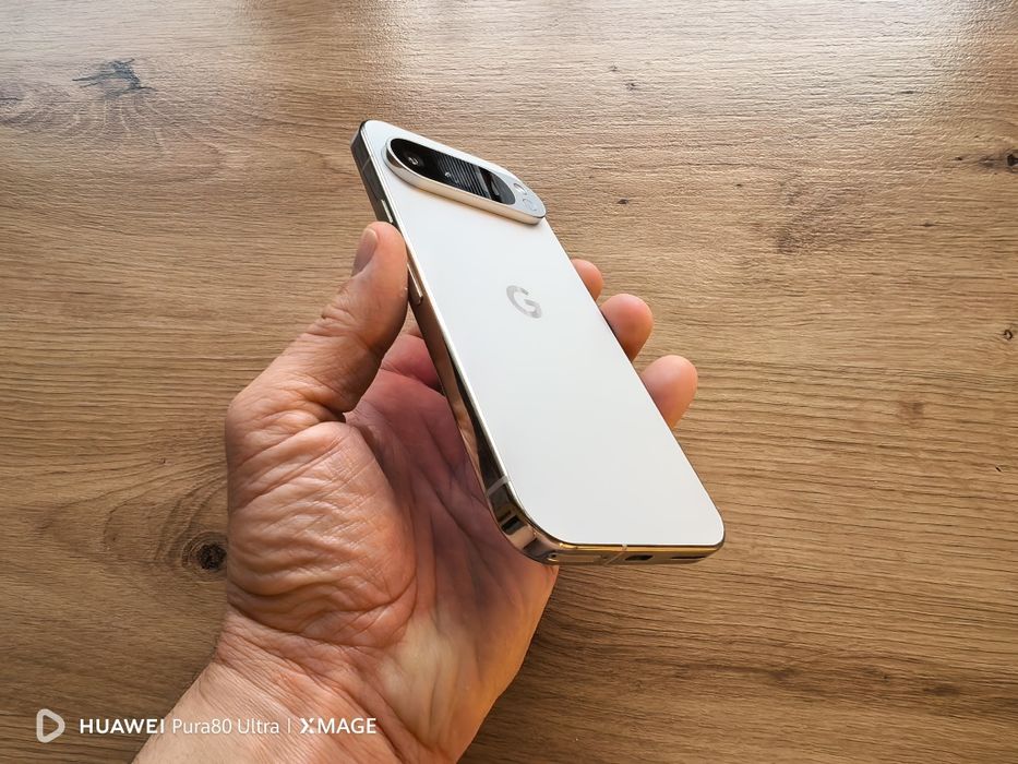 Telefon Google Pixel 9 pro alb impecabil ideal pentru  fotografii
