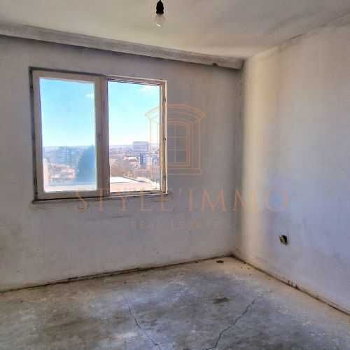 Продава се Тристаен апартамент в Разград, Освобождение - 77 кв.м за 1182 €/кв.м - Снимка #1